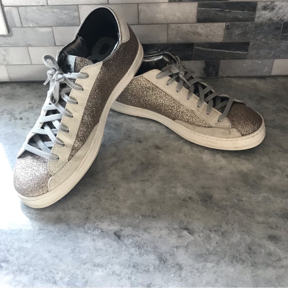 P448 John Glitter Yeti Sneaker
